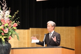 A congratulatory speeches by President SHIOZAKI